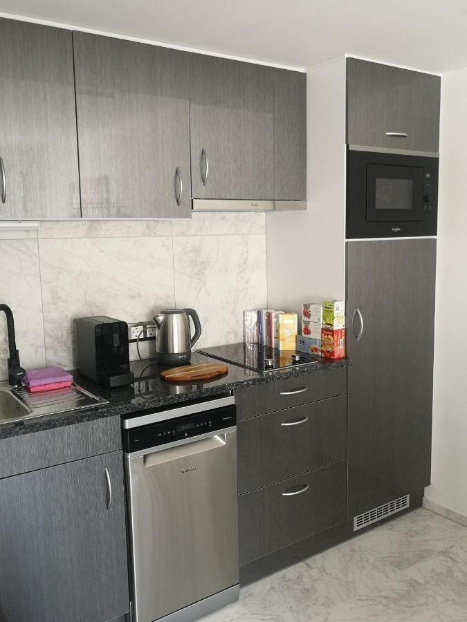 Lilie Appartement In Heviz Mit Tiefgarage, New And Modern מראה חיצוני תמונה