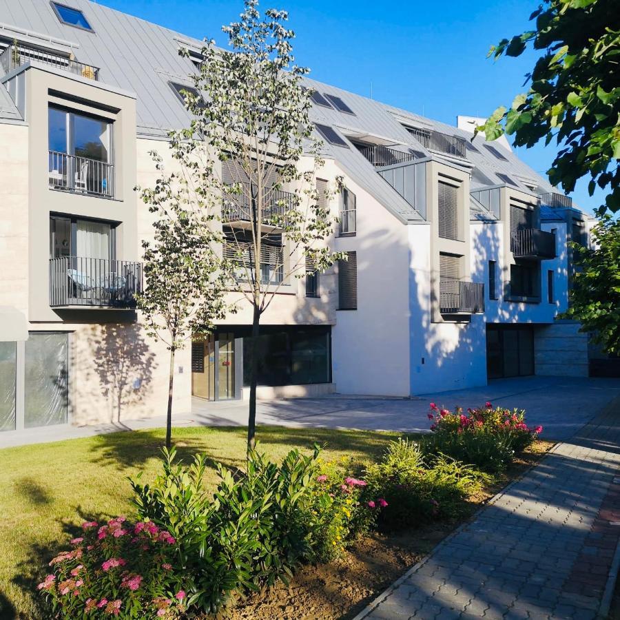 Lilie Appartement In Heviz Mit Tiefgarage, New And Modern מראה חיצוני תמונה